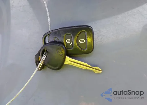 2010 Hyundai Santa Fe Gls z USA, uszkodzony, nr VIN 5NMSG3AB9AH352906